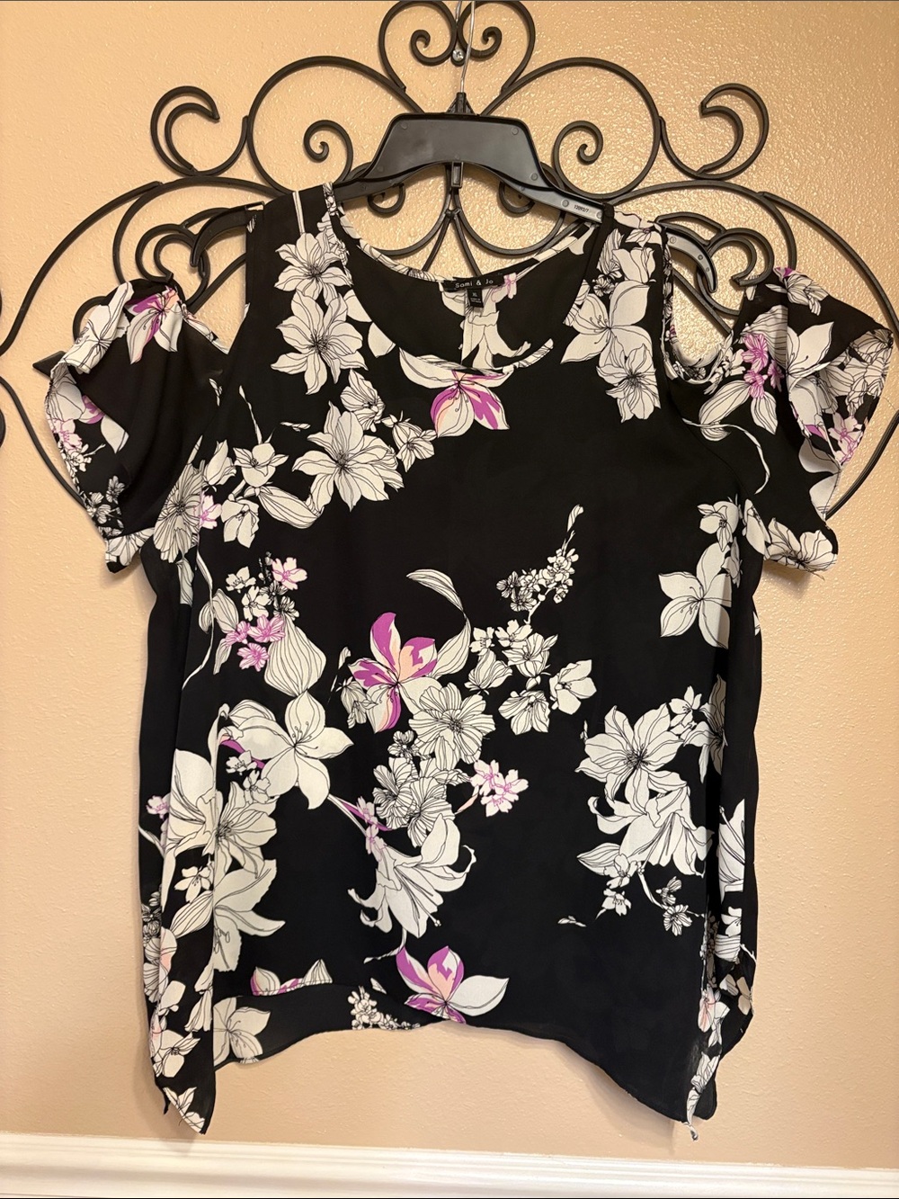 Sami & Jo Black Floral Cold-Shoulder Top with Pink Highlights